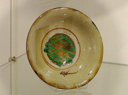 Early Bernard Leach bowl