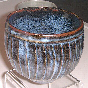 Fluted stoneware bowl, chun glaze over temmoku, 1988