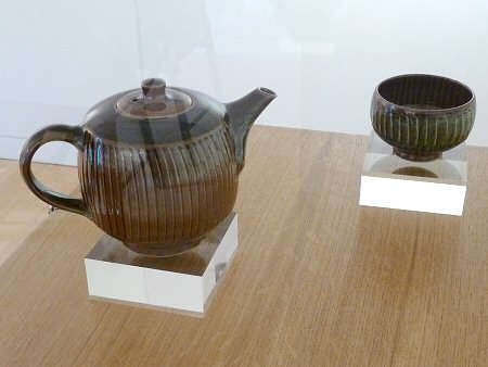 David Leach teapot and tea bowl