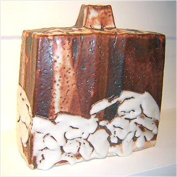 Tetsu shino rectangular vase