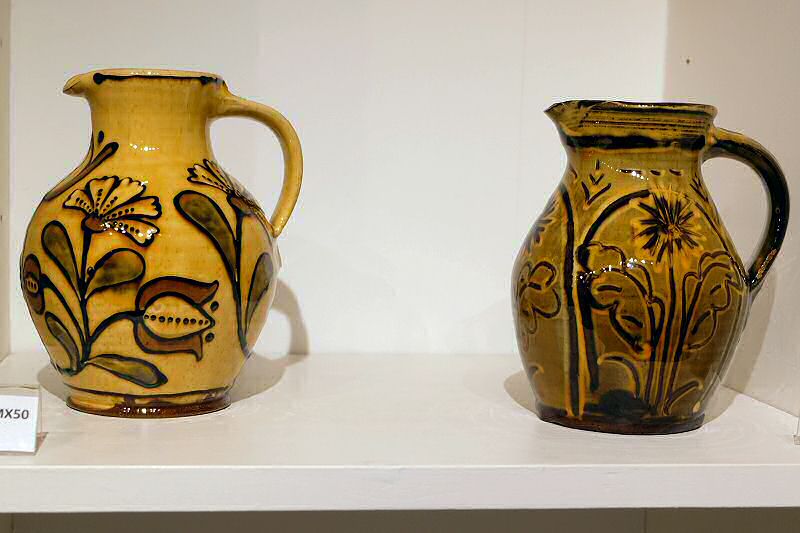 Doug Fitch & Hannah McAndrew - Pair of jugs