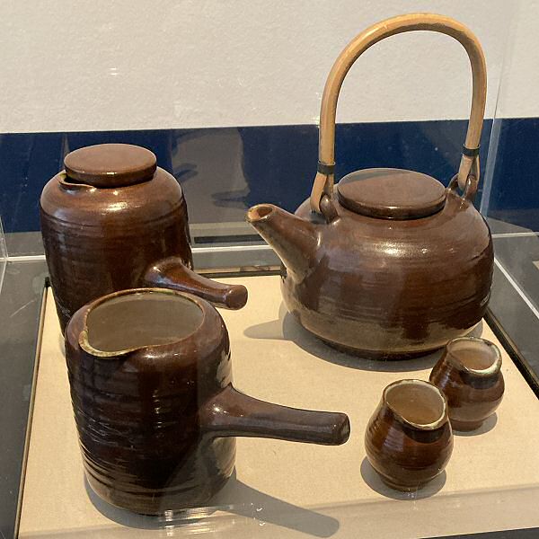 Lucie Rie - Coffee and tea service, 1948