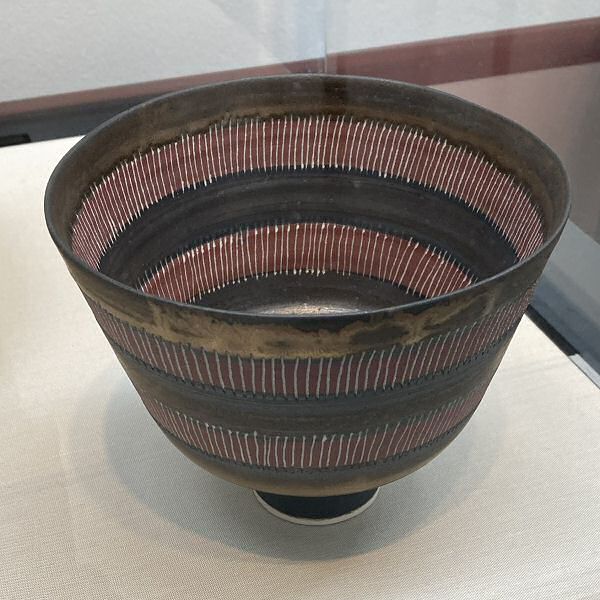 Lucie Rie - Porcelain bowl, ca. 1970