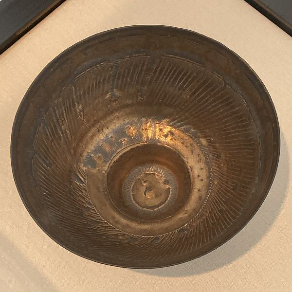 Lucie Rie - Interior of porcelain bowl, 1976