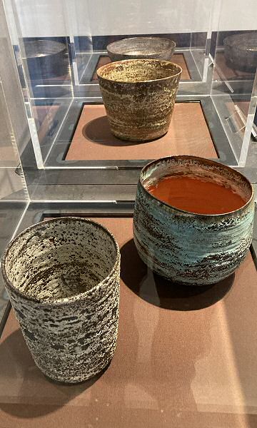 Lucie Rie - Exhibition pots