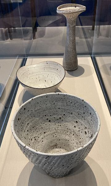 Lucie Rie - Exhibition pots