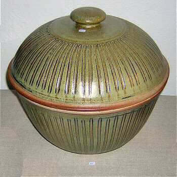 Stoneware casserole