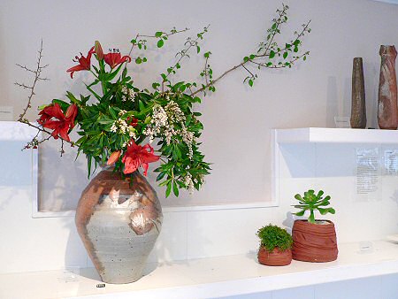 Nic Collins vase, Whichford terracotta pots
