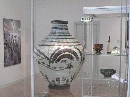 Early Morning Mist - pot by William Staite-Murray