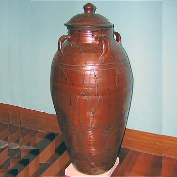 Michael Cardew lidded pot