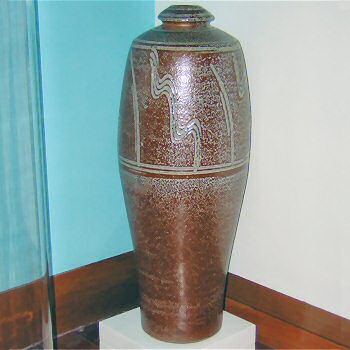 Mick Casson vase