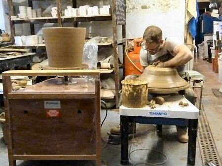 Adam Keeling - Long Tom, bottom section done, throwing the top section upside down