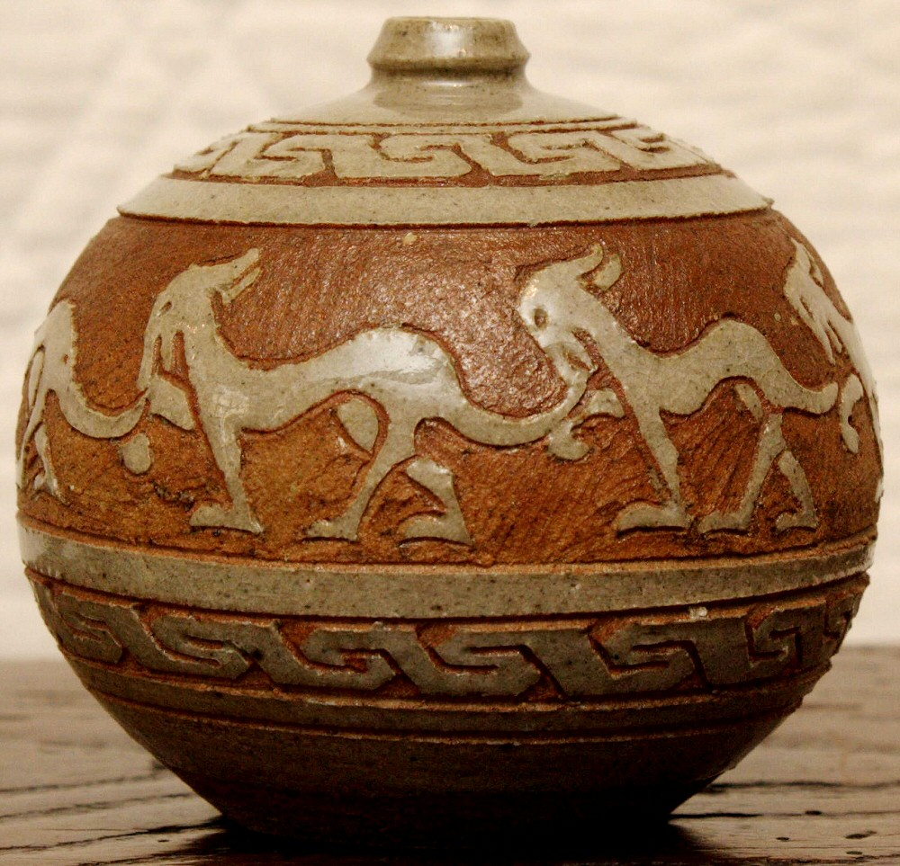 Katharine Pleydell-Bouverie - Sgraffito vase, Cole Pottery, 1927