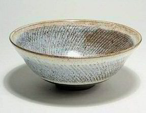 Robert Blatherwick earthenware dish 1978