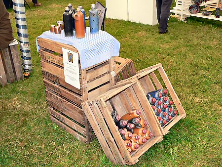 Stefan Bang - Art in Clay 2007 Schnapps