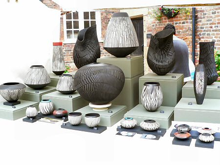 Beautiful sculptural vessels by Ashraf Hanna