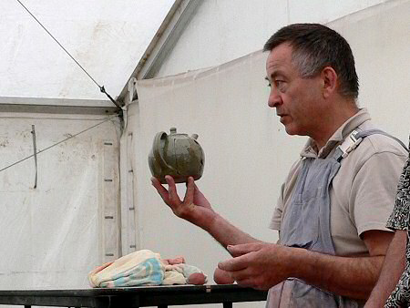 John Jelfs demonstrating