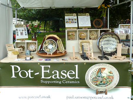 Pot Easel - Paul Sansom and Freda Wade