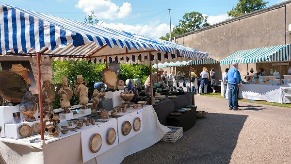 Potter stalls