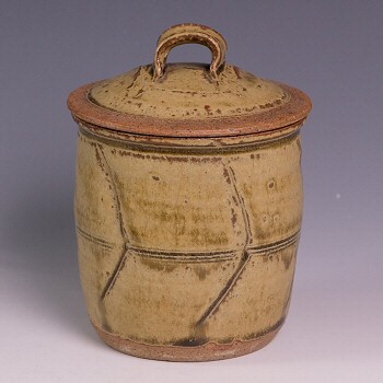 Richard Batterham lidded jar