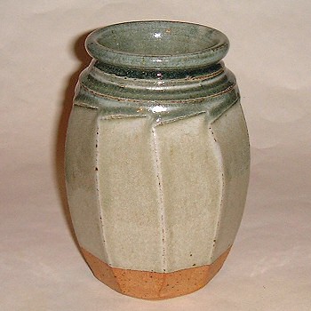 Richard Batterham - Facetted vase