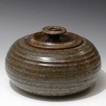 Mick Casson large lidded jar