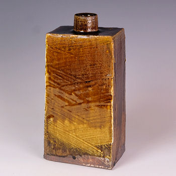 Oblong slab bottle