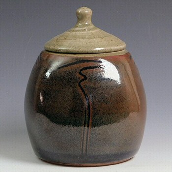 John Jelfs lidded jar