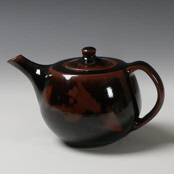 Geoffrey Whiting tenmoku tea pot
