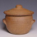 Small lidded stewpot with lugs