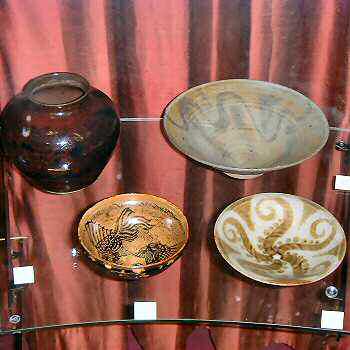 Bowls by Charles Vyse and Margaret Rey
