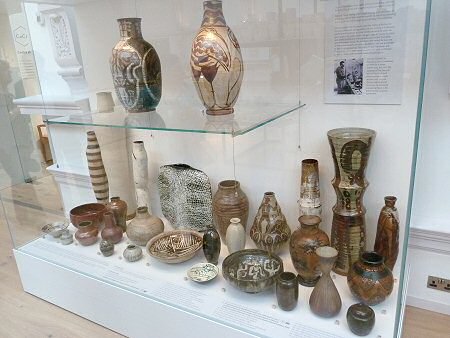 Pots in the William Staite-Murray case