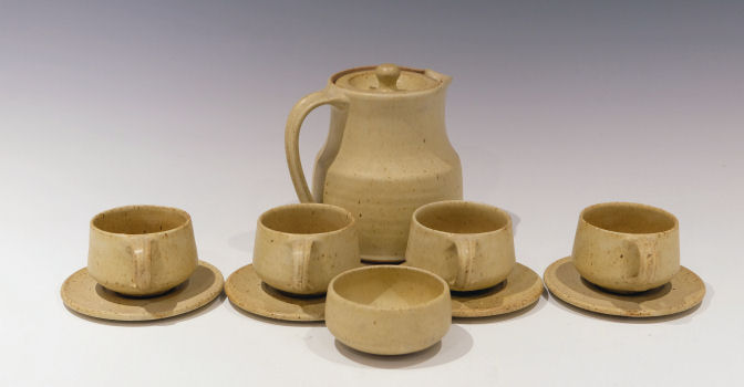 Aylesford Pottery - Tea set